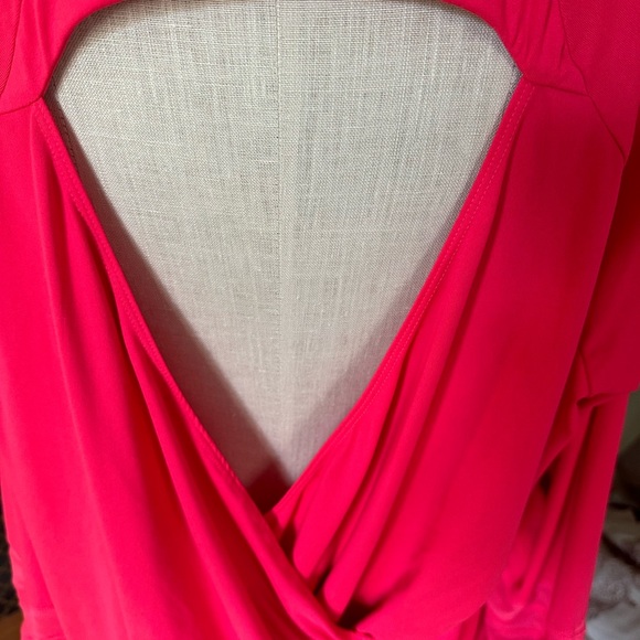 LIVI Lane Bryant Hot Pink Long Sleeve Top With Cut Out Back. Size 18/20 - Picture 4 of 10